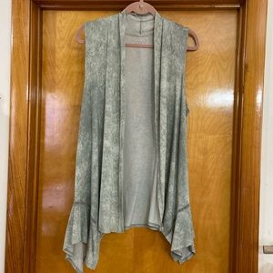 LOGO by Lori Goldstein Distress Print Open Front Vest - XL